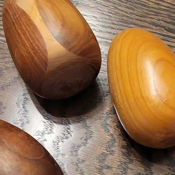 Vintage Wooden Eggs - Picture 2 of 2